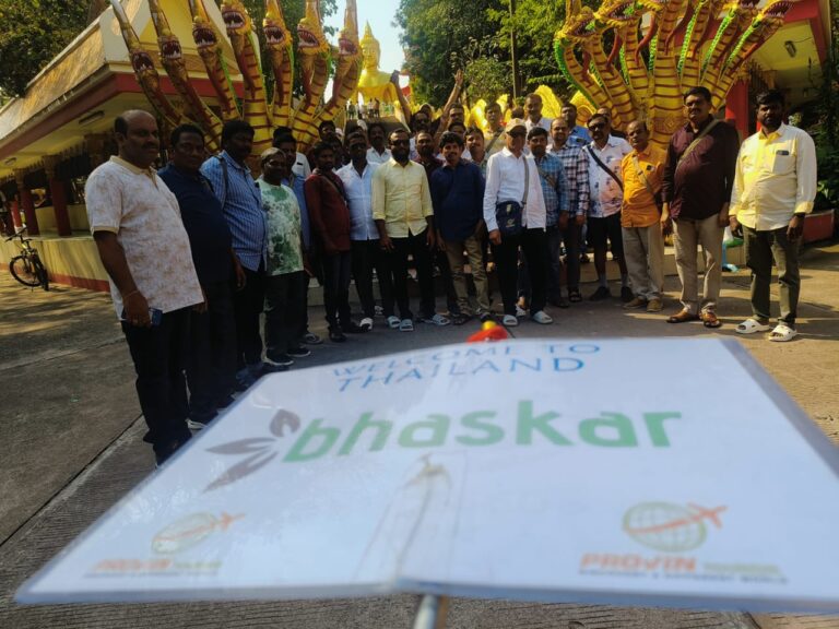 Provin group tour photograph 7