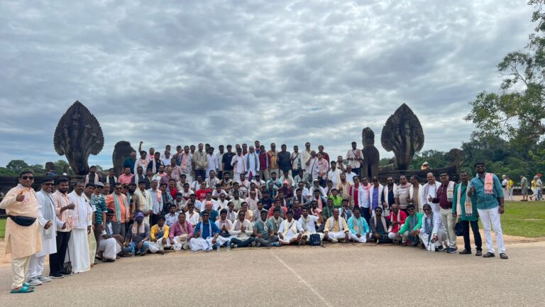 Provin group tour photograph 102